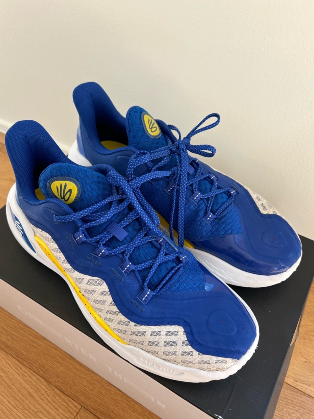 Under Armour Curry men’s size 11.5